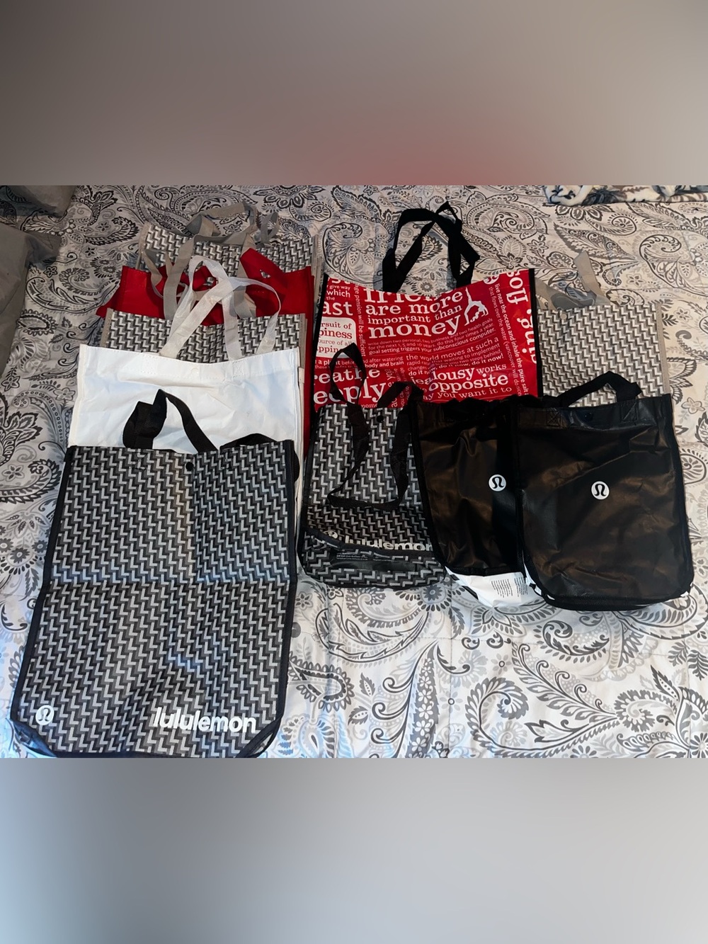 Lululemon Black & White Reusable Tote Bag